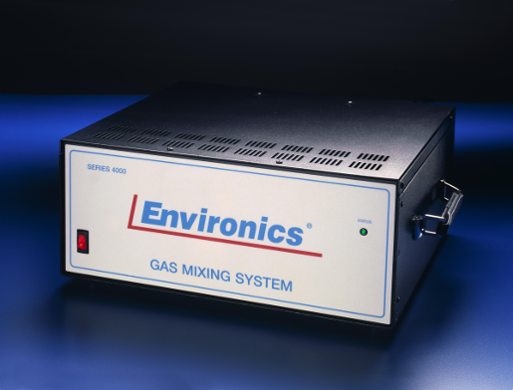 De Environics® serie 4000 is een multi-component gasmenging systeem dat automatisch tot 3 gassen mengt in een balansgas. D